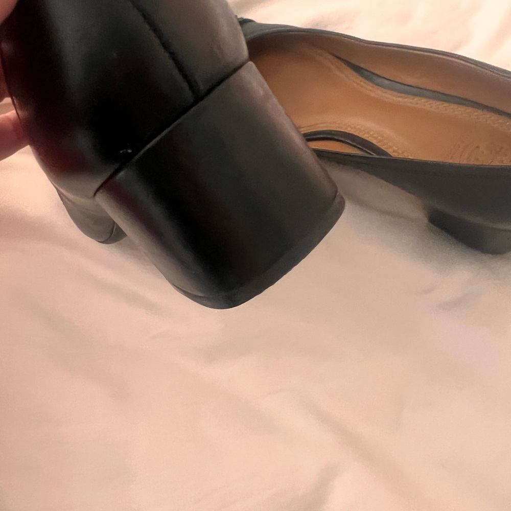 Tory Burch Perfect Black Gabriel Pumps Like New Size 8.5!! - Picture 5 of 5